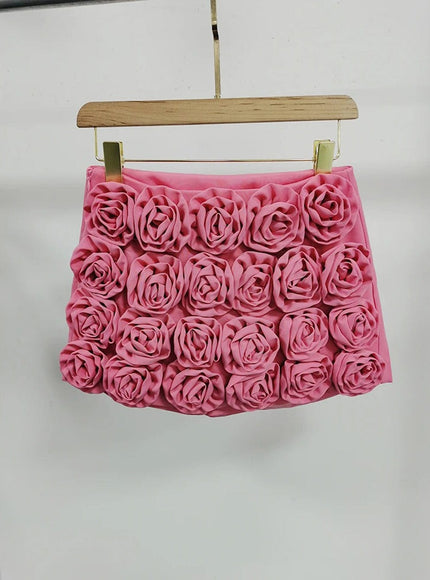 Appliques Chic Short Pant - Fashion Pov