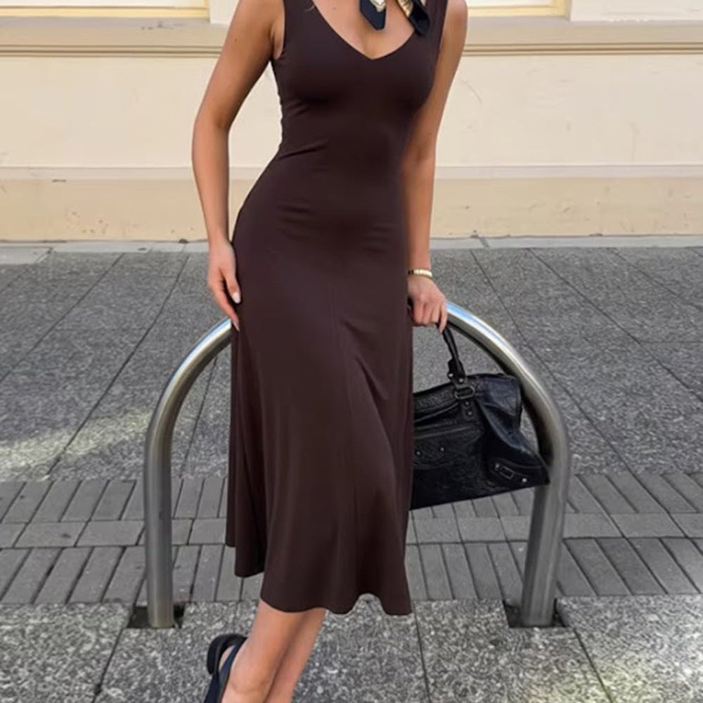 Clara Scoop Neck Flared Midi Dress - Fashion Pov