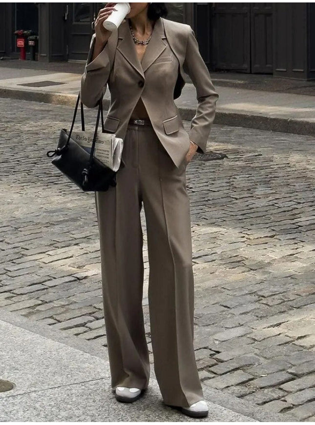 Delilah Sleeveless Blazer & Pant Set - Fashion Pov