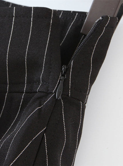 Hunter Pleated Mini Skirt - Fashion Pov