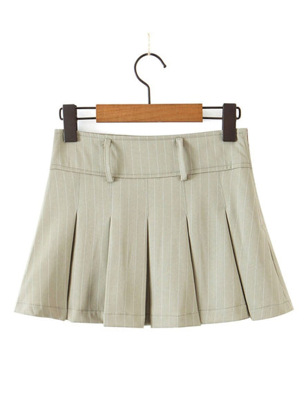 Hunter Pleated Mini Skirt - Fashion Pov