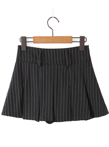 Hunter Pleated Mini Skirt - Fashion Pov