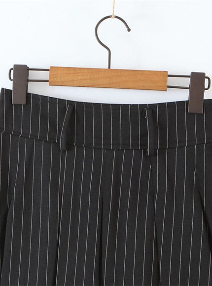 Hunter Pleated Mini Skirt - Fashion Pov