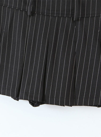 Hunter Pleated Mini Skirt - Fashion Pov