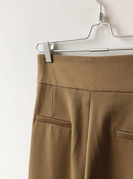 Rei Casual Pant - Fashion Pov